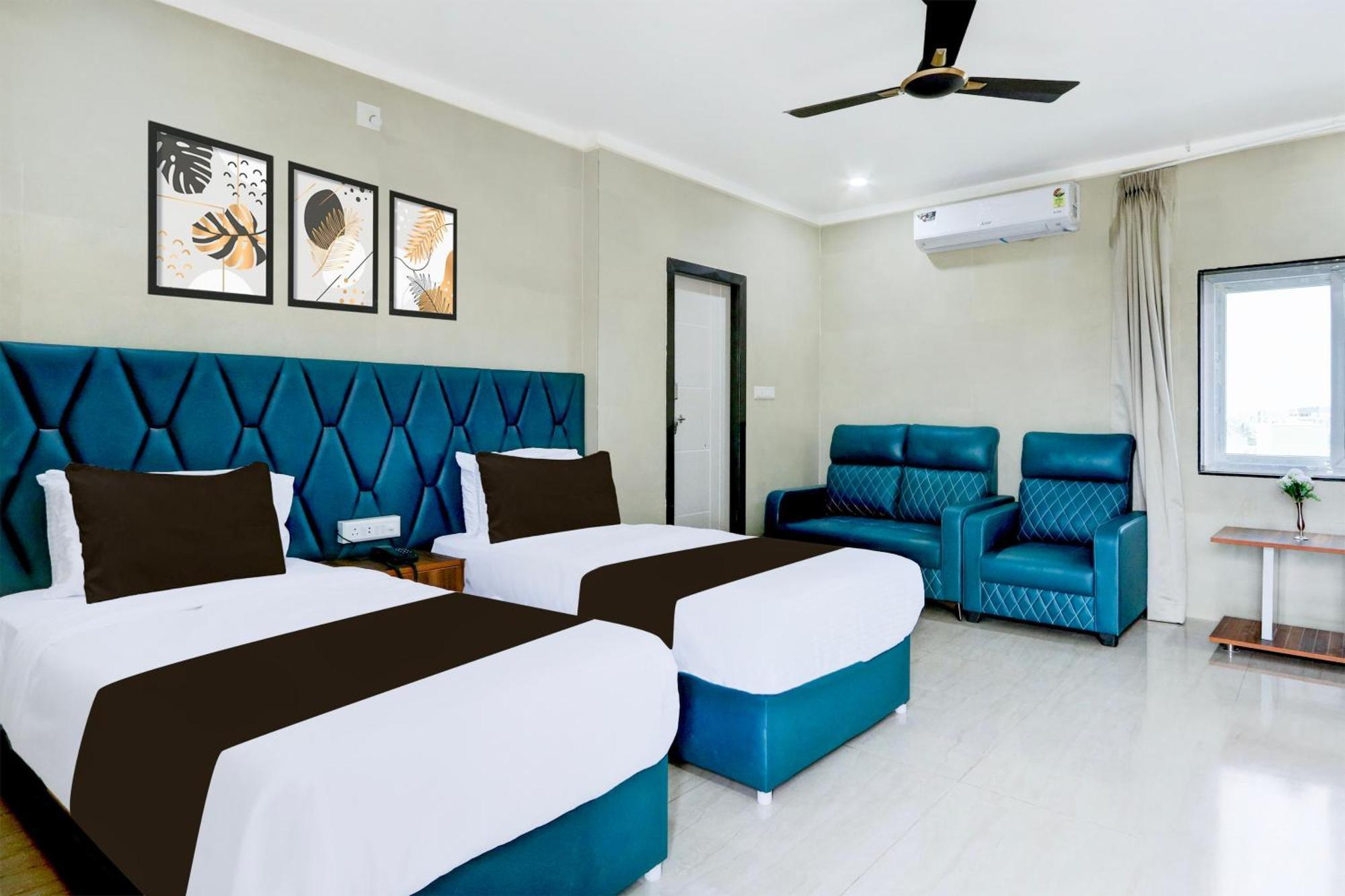 Hotel O Pr Grand Khammam Exterior photo
