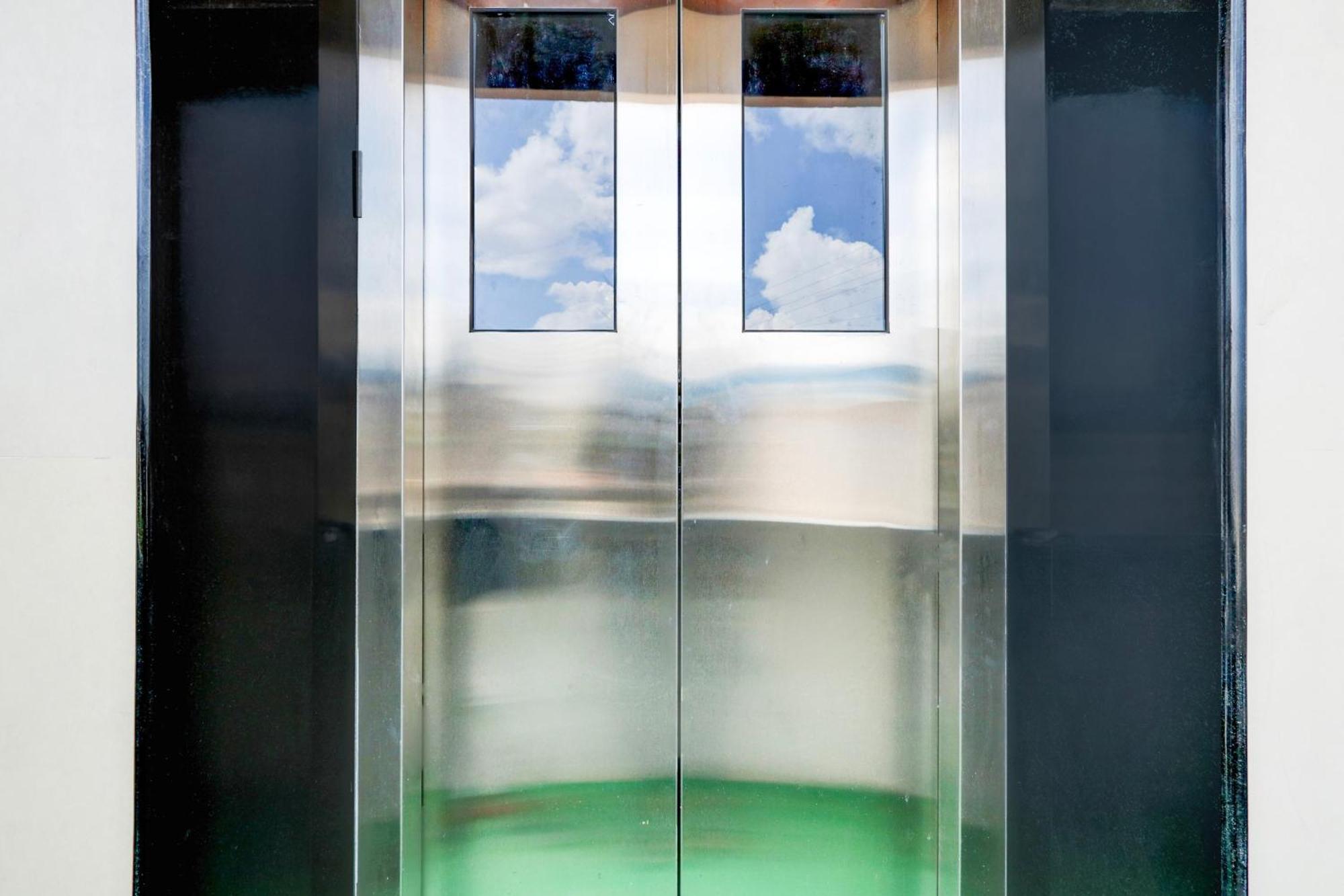 Hotel O Pr Grand Khammam Exterior photo
