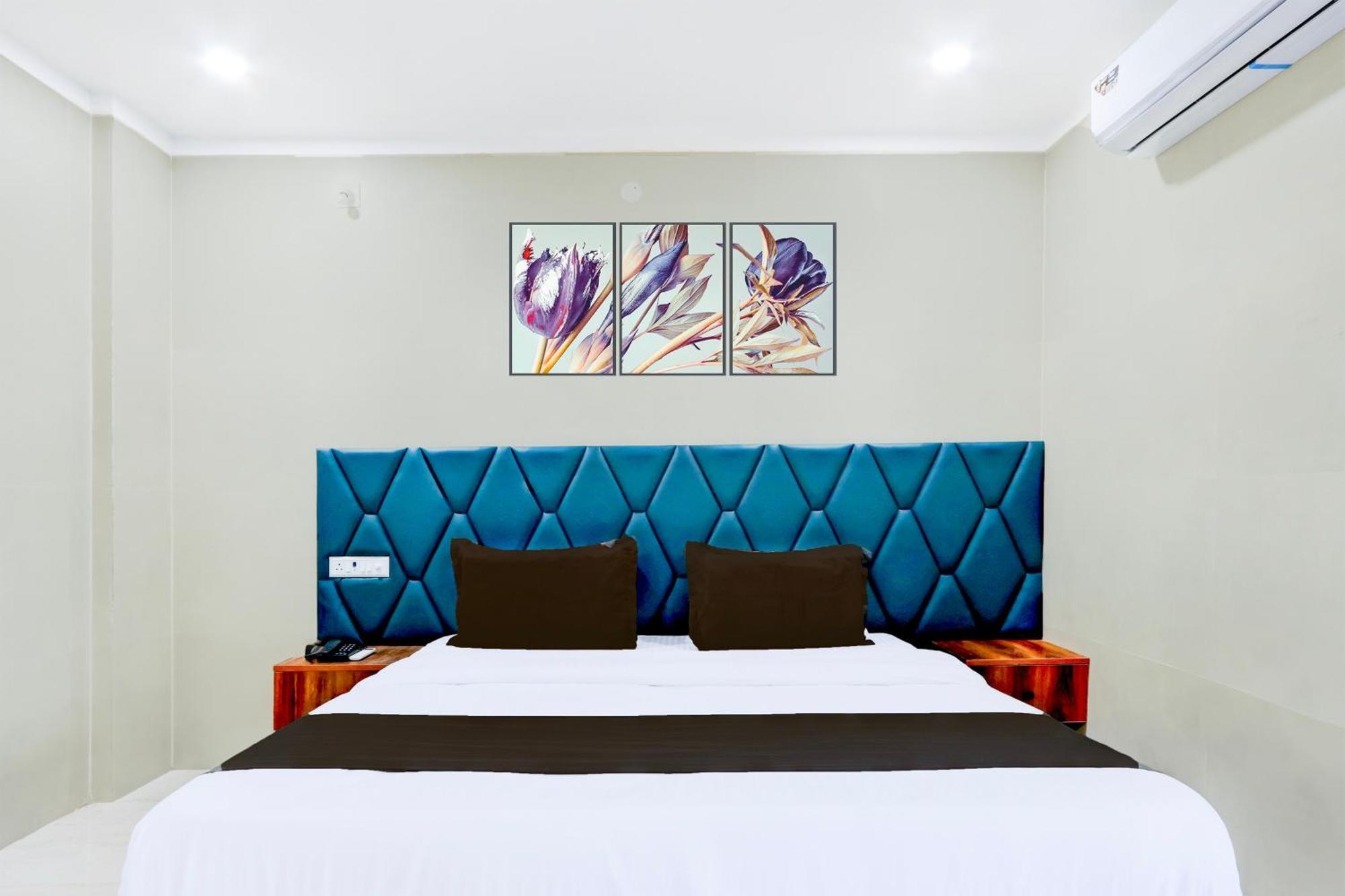 Hotel O Pr Grand Khammam Exterior photo